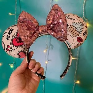 Small Shop Valentines inspired Minnie Ears